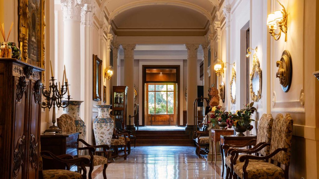 Villa Pomela corridoio entrata