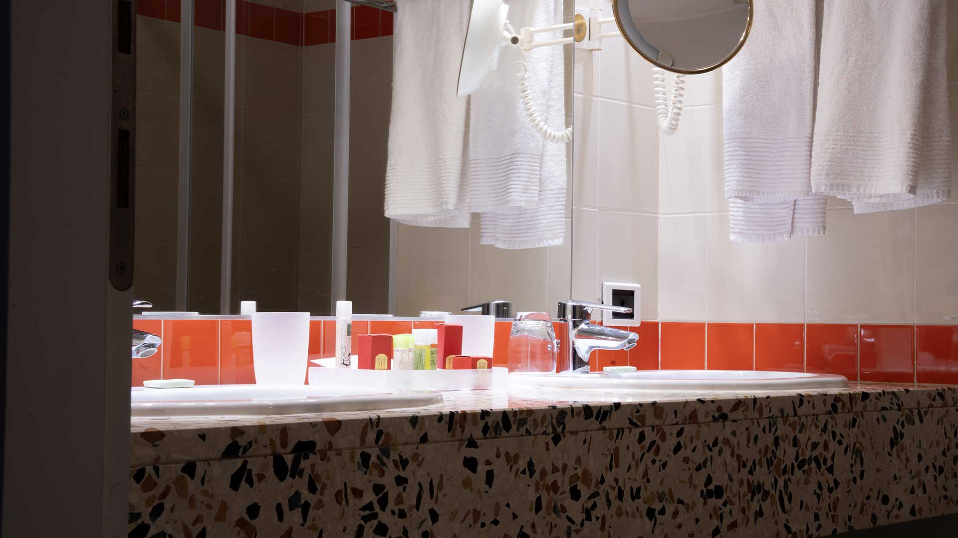Villa Pomela camera superior deluxe dettaglio bagno